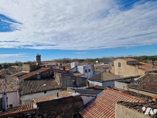 Maison à vendre 330 000 € 7 pièces 5 chambres 246 m² 281 m² de terrain Florensac 34510