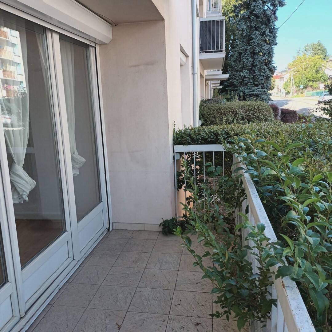 Appartement 3 pièces 69 m² · à Oyonnax · 69 m² · 125 000 €