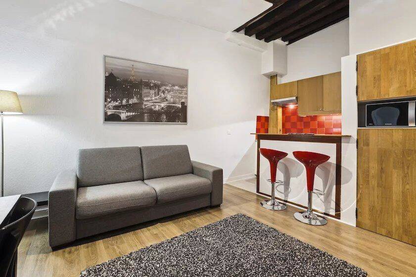 Appartement 2 pièces 30 m² · à Paris 2ème Arrondissement · 29,5 m² · 372 000 €