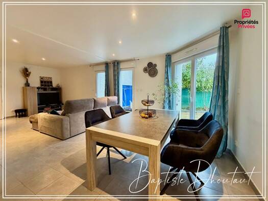 Maison à vendre 282 000 € 4 pièces 3 chambres 100 m² 250 m² de terrain Geneuille 25870