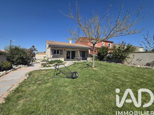 Maison de plain-pied à vendre 318 000 € 4 pièces 3 chambres 106 m² 600 m² de terrain Ouest Vedène 84270