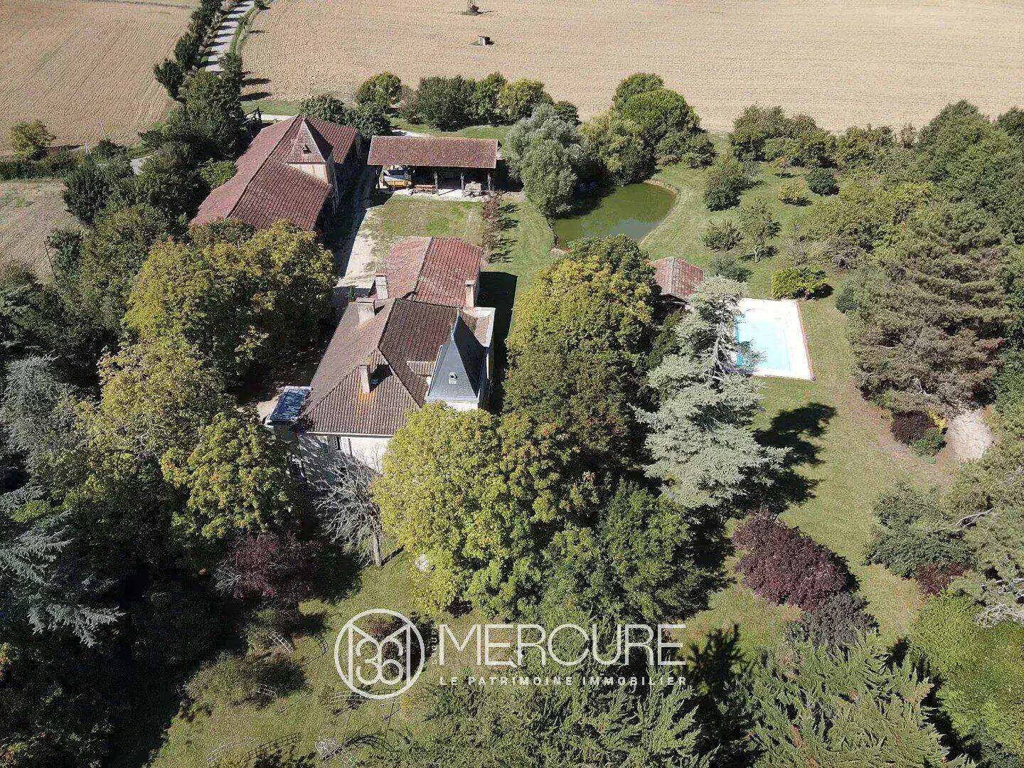 Maison 11 pièces 400 m² · à Mauvezin · 400 m² · 595 000 €