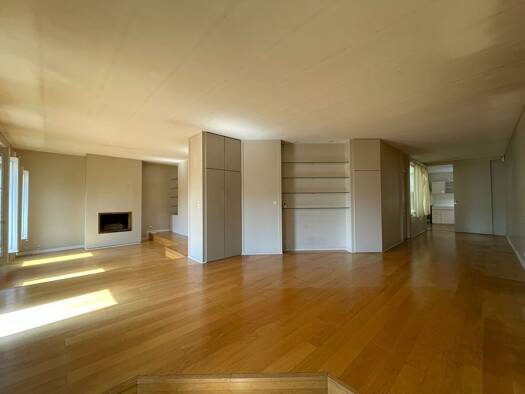 Appartement à vendre 546 000 € 4 pièces 2 chambres 155,6 m² Étage 2/2 Chartrons Bordeaux 33000