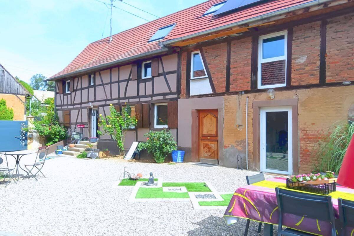 Maison 8 pièces 246 m² · à Wingersheim les Quatre Bans · 246 m² · 435 000 €