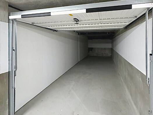 Parking à louer 180 € 25 m² Les Coteaux Bry-sur-Marne 94360