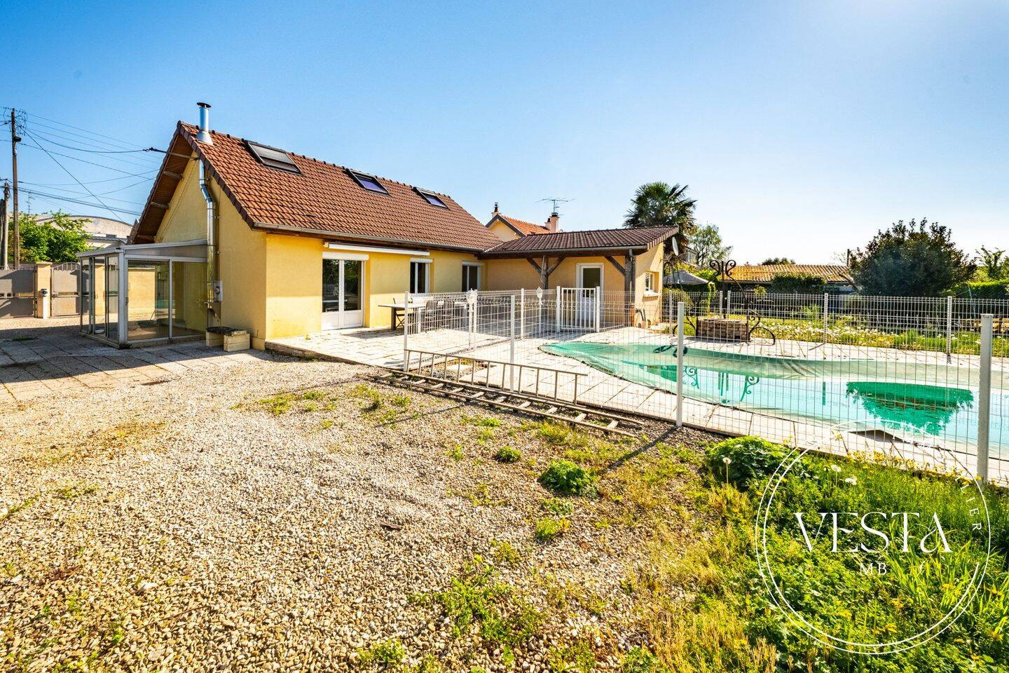 Maison 7 pièces 156 m² · à Gevrey-Chambertin · 156 m² · 310 000 €