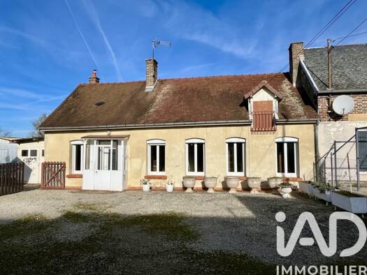Maison à vendre 60 000 € 3 pièces 2 chambres 64 m² 315 m² de terrain Estissac 10190