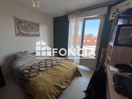 Appartement à louer 389 € 1 pièce 19,3 m² Étage 3/5 dès le 16/04/2026 Robretières La Roche-sur-Yon 85000
