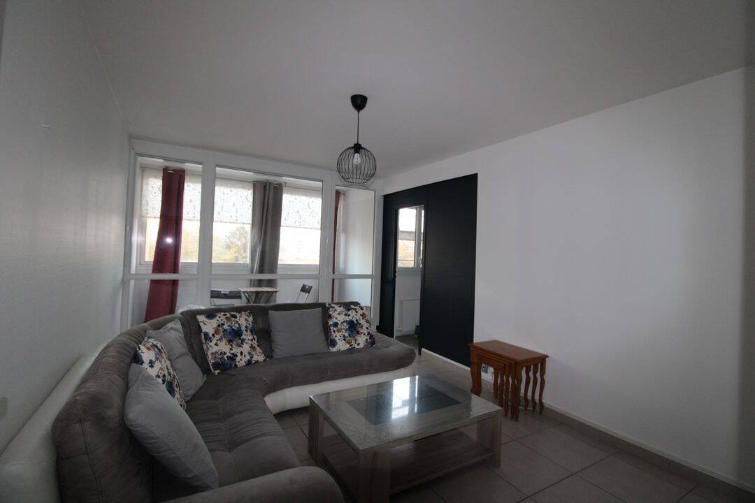 Appartement 4 pièces 79 m² · à Villeurbanne · 79 m² · 1 280 €