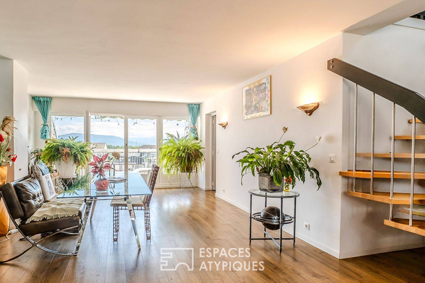 Appartement 5 pièces 159 m² · à Divonne-les-Bains · 159,2 m² · 1 235 000 €
