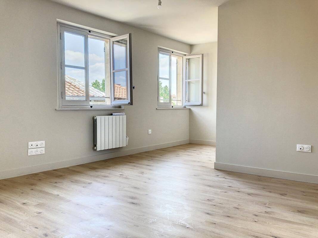 Appartement 3 pièces 67 m² · à Avignon · 66,6 m² · 832 €/mois
