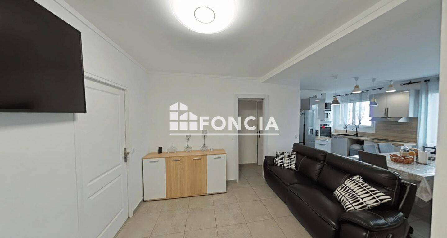 Appartement 3 pièces 61 m² · à Épinay-sur-Seine · 61,1 m² · 1 036 €