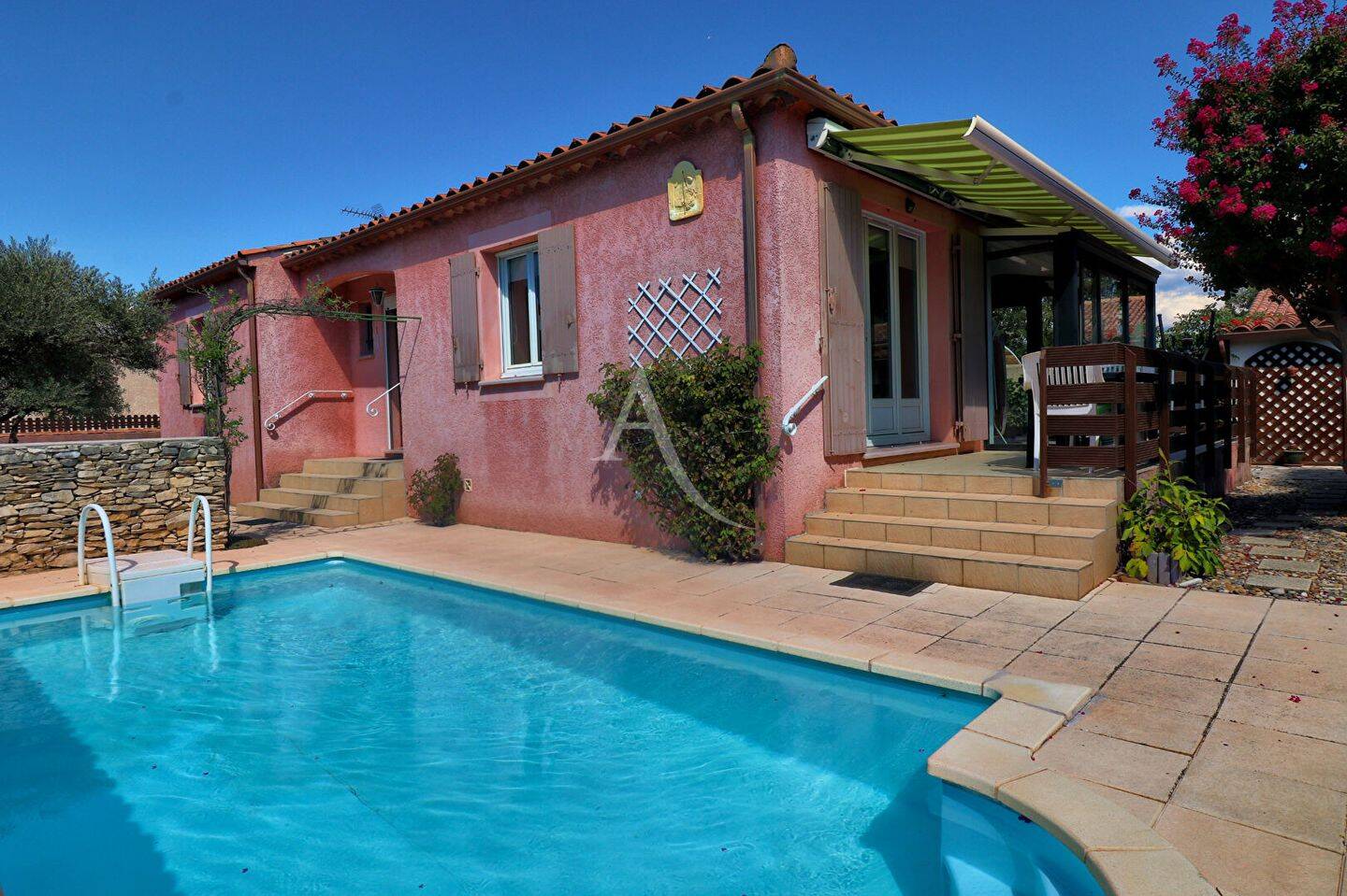 Maison 4 pièces 81 m² · à Vinon-sur-Verdon · 81,4 m² · 369 000 €