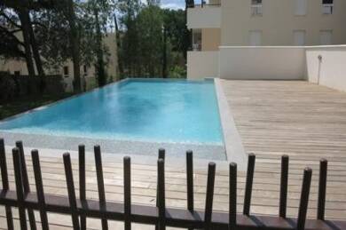 Appartement à louer 675 € 2 pièces 1 chambre 41,9 m² 2ème étage Casernes Nimes 30000