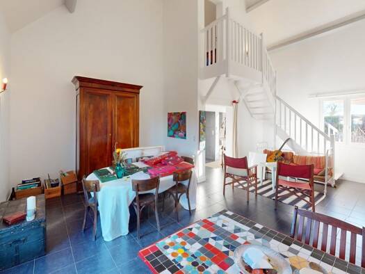 Maison à vendre 170 000 € 6 pièces 4 chambres 150 m² 1 200 m² de terrain Vinon 18300