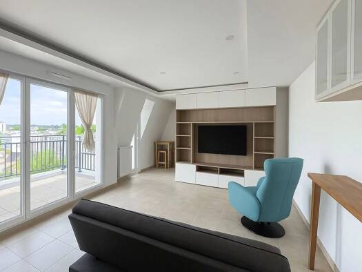 Appartement à louer 2 100 € 4 pièces 3 chambres 82,4 m² Étage 5/5 Jardin Parisien Clamart 92140