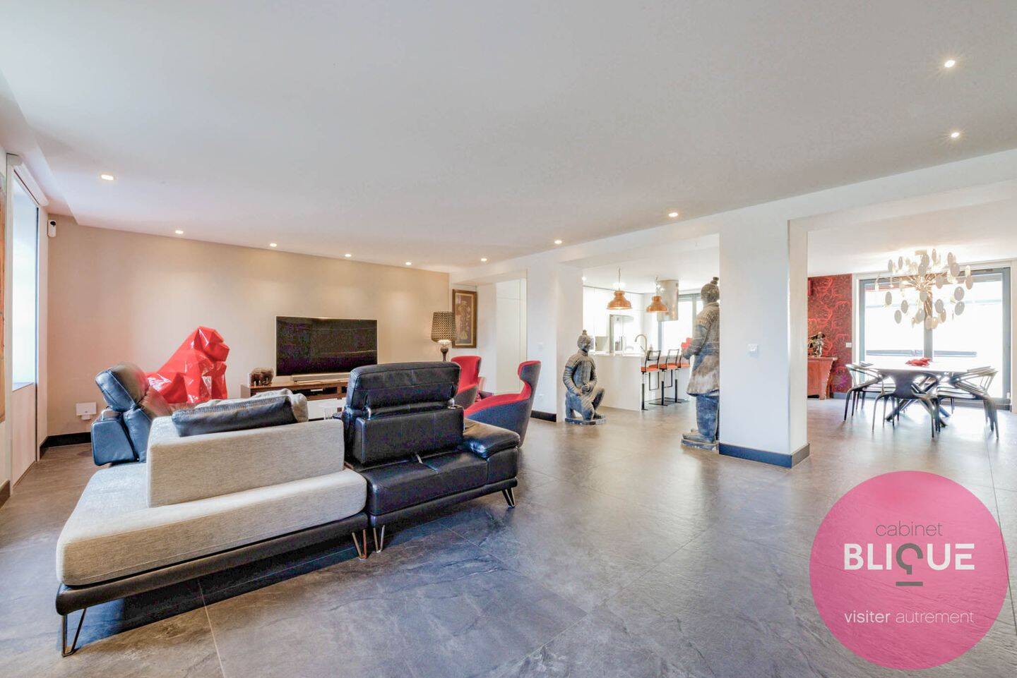 Maison 6 pièces 307 m² · à Lay-Saint-Christophe · 307 m² · 750 000 €