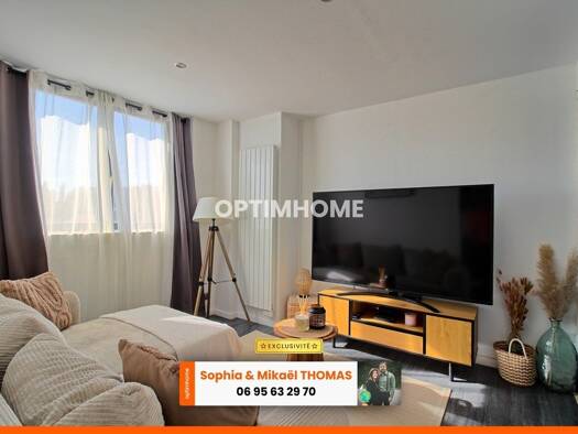 Appartement à vendre 115 000 € 3 pièces 2 chambres 73 m² Étage 2/2 Les Mesnils-Pasteur Nord Dole 39100