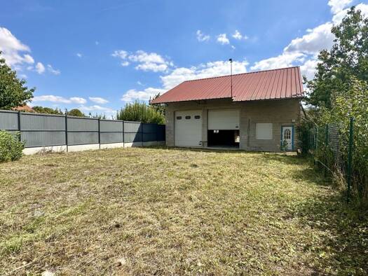 Maison à vendre 159 900 € 5 pièces 4 chambres 210 m² 580 m² de terrain Bourgogne-Fresne 51110