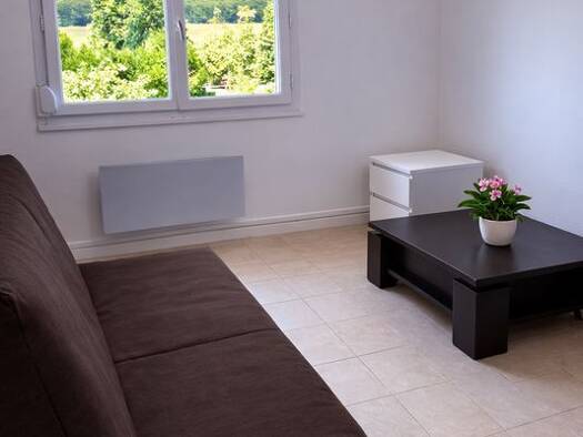 Appartement à louer 549 € 1 pièce 27 m² Étage 1/1 disponible dès maintenant Fleurines 60700