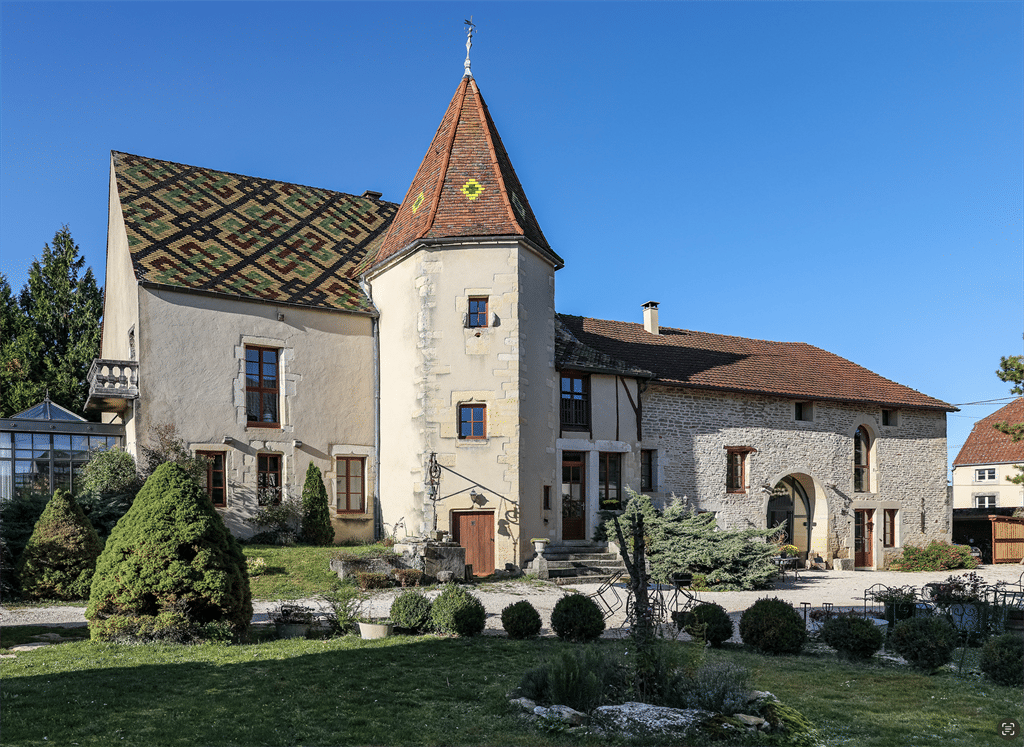 Maison 15 pièces 650 m² · à Dijon · 650 m² · 1 365 000 €