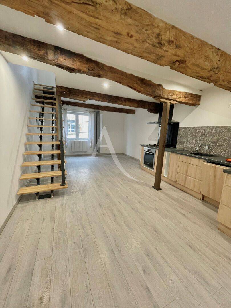 Maison 3 pièces 83 m² · à Cologne · 83,2 m² · 627 €/mois