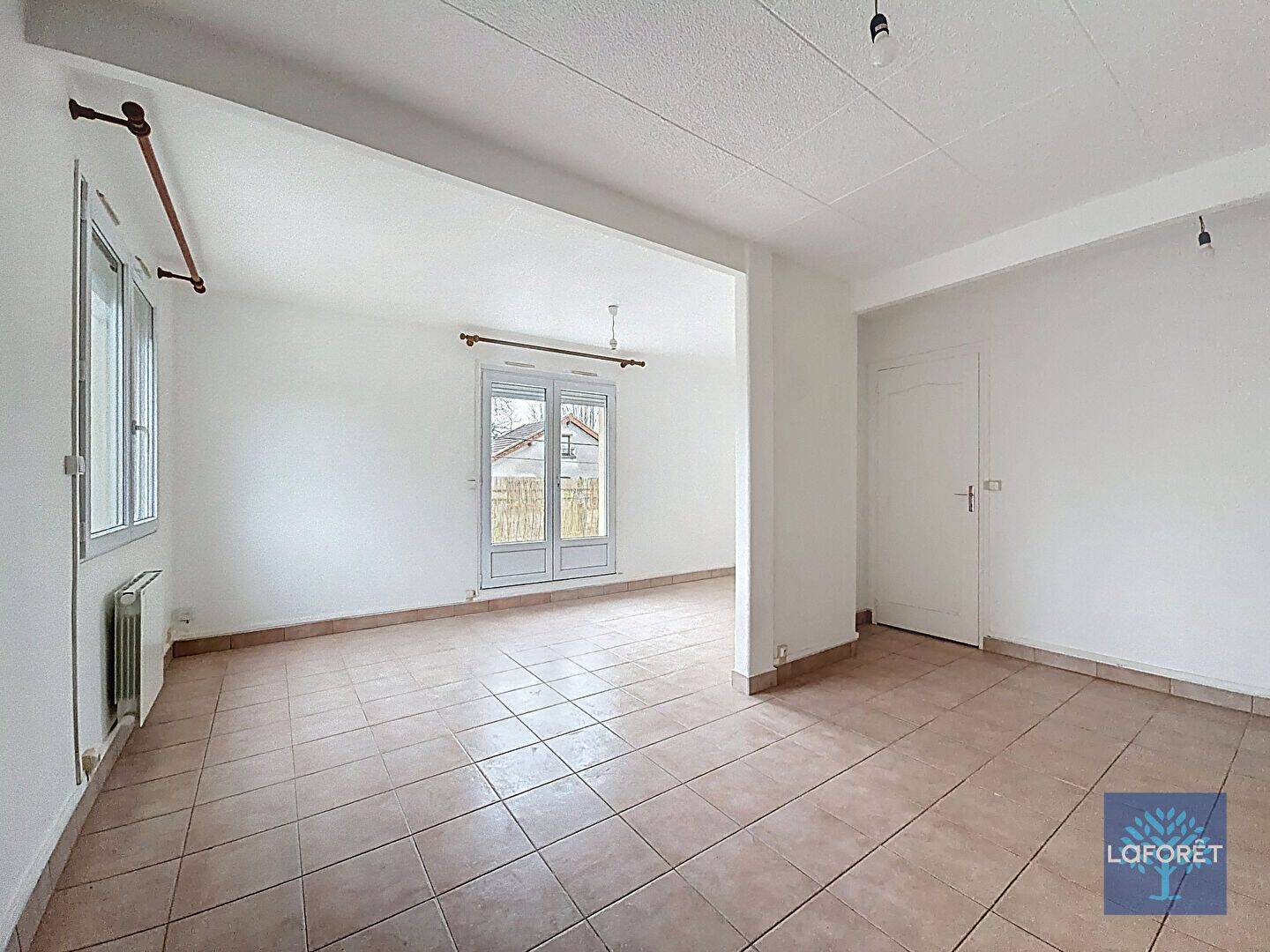 Appartement 3 pièces 52 m² · à Noisy-le-Grand · 52,2 m² · 931 €