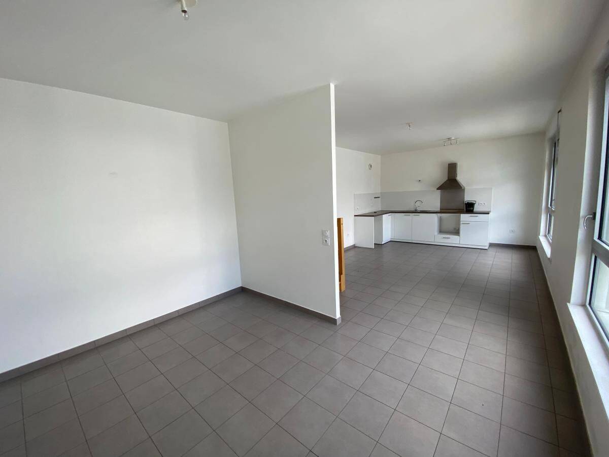 Appartement 4 pièces 99 m² · à Paris 19ème Arrondissement · 99 m² · 2 211 €/mois