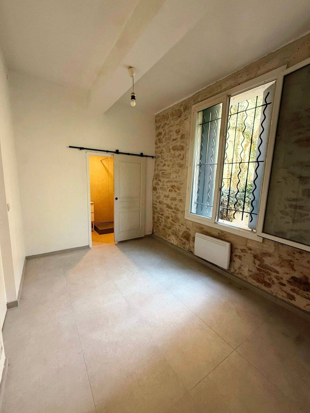Appartement 1 pièce 48 m² · à Nîmes · 48 m² · 600 €