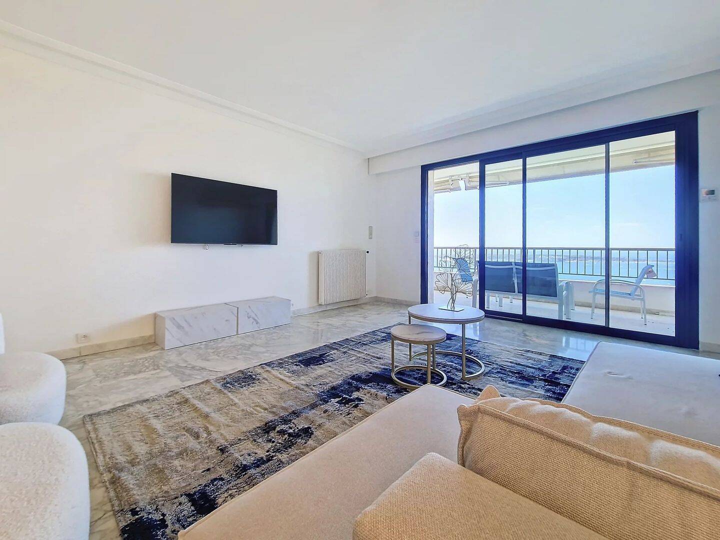 Appartement 3 pièces 100 m² · à Cannes · 100 m² · 5 200 €/mois