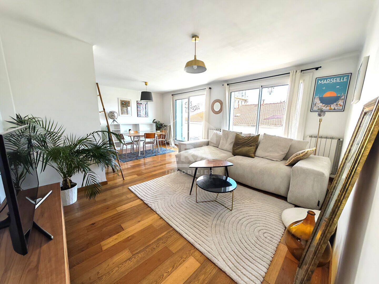 Appartement 4 pièces 74 m² · à Marseille 5ème Arrondissement · 73,9 m² · 315 000 €