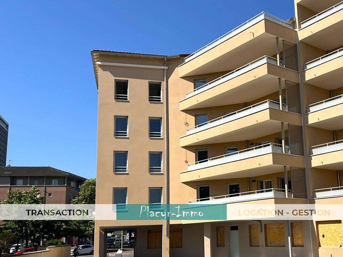 Appartement 3 pièces 84 m² · à Mâcon · 83,8 m² · 1 180 €