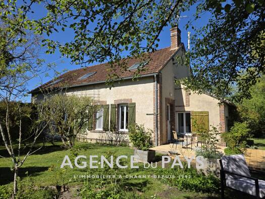 Maison à vendre 270 000 € 5 pièces 4 chambres 186 m² 2 300 m² de terrain Champcevrais 89220