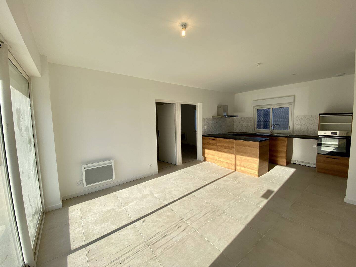 Appartement 3 pièces 56 m² · à Pont-Saint-Esprit · 55,5 m² · 650 €