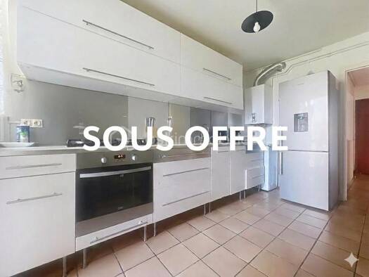 Appartement à vendre 152 000 € 4 pièces 2 chambres 79,4 m² Étage 1/12 Croix Rouge-Portail-Rouge Sémard Saint-Martin-d'Hères 38400