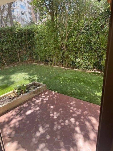 Appartement 3 pièces 80 m² · à Marseille 8ème Arrondissement · 80 m² · 1 450 €