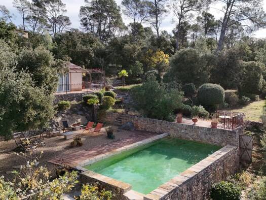 Villa à vendre 849 000 € 5 pièces 4 chambres 208,5 m² 8 355 m² de terrain Carcès 83570