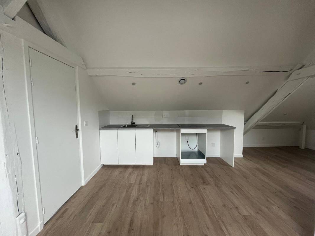 Appartement 1 pièce 22 m² · à Nogent-l'Artaud · 22,4 m² · 350 €/mois