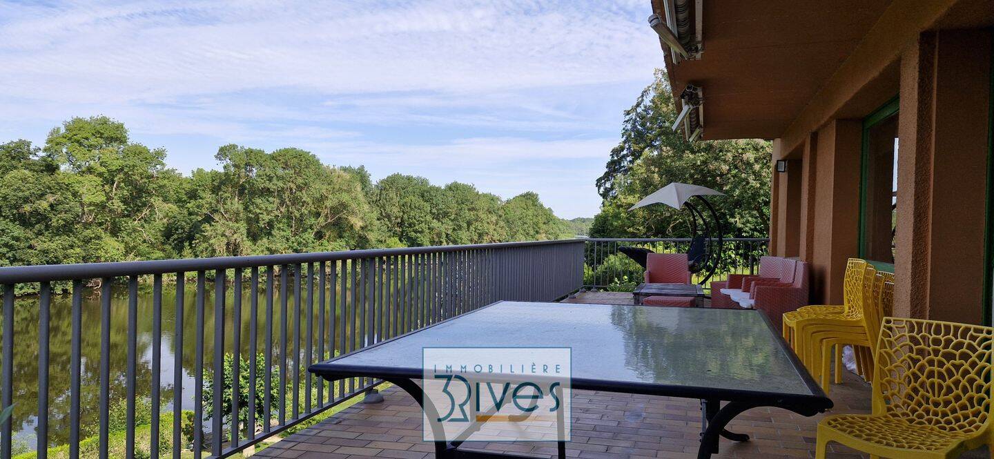 Maison 8 pièces 236 m² · à Grez-Neuville · 236 m² · 549 000 €