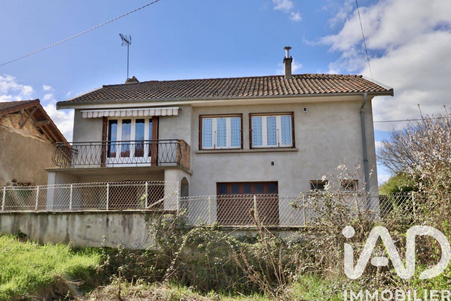 Maison 6 pièces 115 m² · à Romenay · 115 m² · 120 000 €