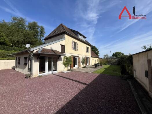 Maison à vendre 195 000 € 4 pièces 3 chambres 146 m² 1 326 m² de terrain Sept-Meules 76260