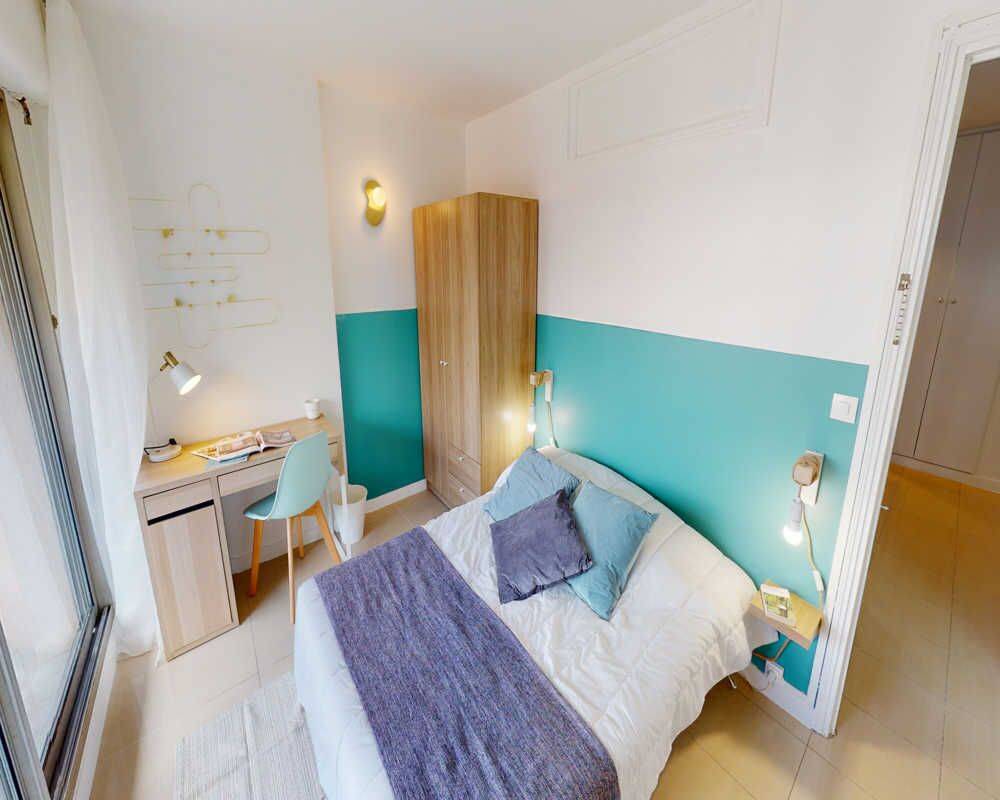 Appartement 3 pièces 70 m² · à Paris 19ème Arrondissement · 70 m² · 1 000 €
