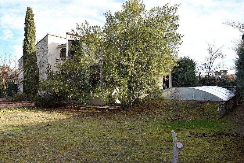 Maison 8 pièces 200 m² · à Bagnols-sur-Cèze · 200 m² · 370 000 €
