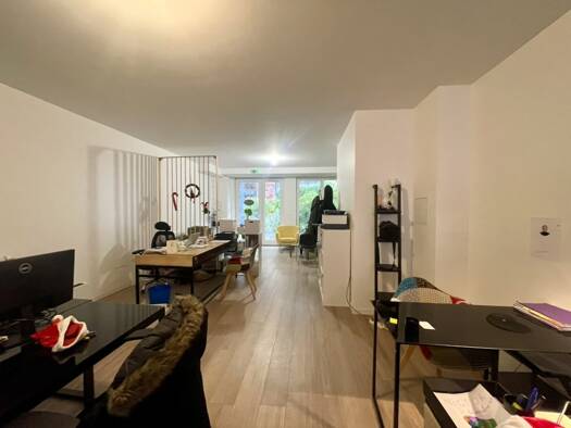 Espace bureau à louer 1 899 € 72,5 m² de bureaux Laplace Arcueil 94110