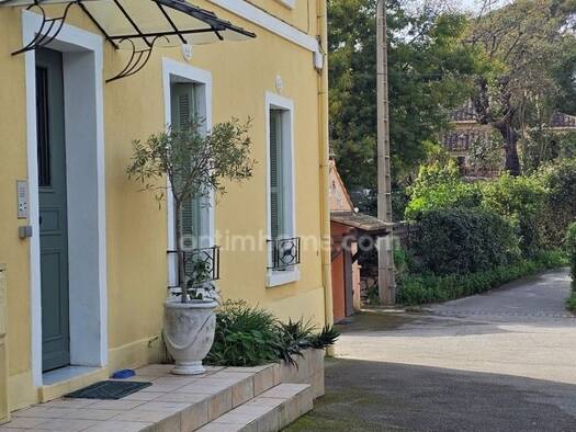 Duplex à vendre 479 000 € 4 pièces 3 chambres 96 m² Étage 2/2 Cap Brun  Toulon 83000