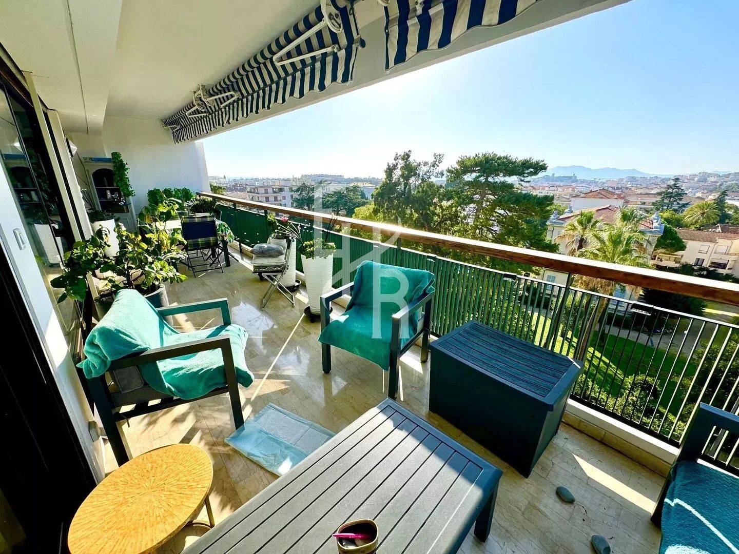 Appartement 3 pièces 106 m² · à Cannes · 106,2 m² · 995 000 €