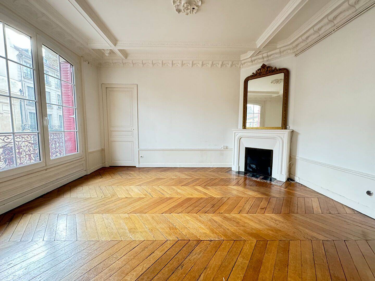 Appartement 6 pièces 124 m² · à Saint-Germain-en-Laye · 124,3 m² · 1 150 000 €