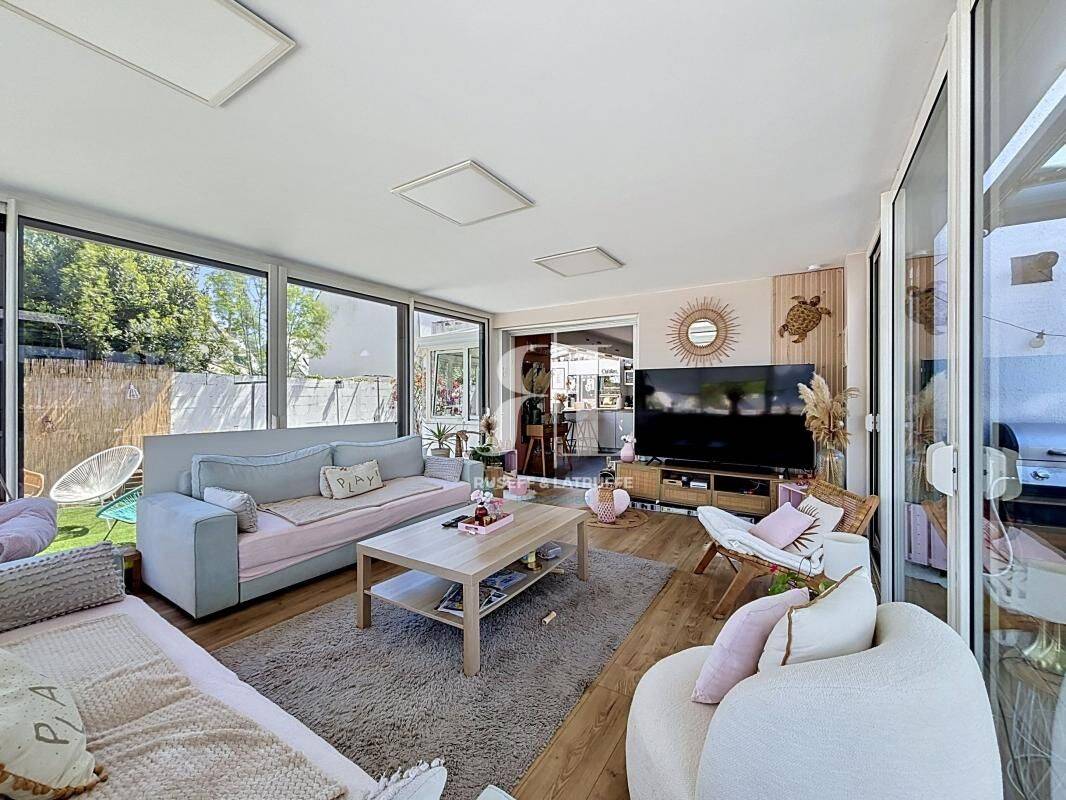 Maison 4 pièces 160 m² · à Locmiquélic · 160 m² · 420 000 €