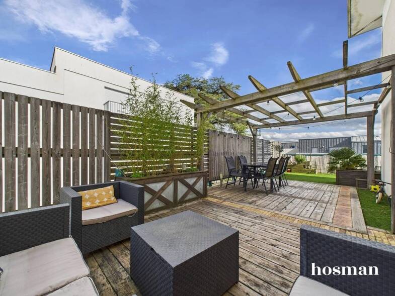 Appartement à vendre 350 000 € 3 pièces 2 chambres 74 m² Dernier étage, Étage 4/4 Tortière - Donatien Nantes 44300