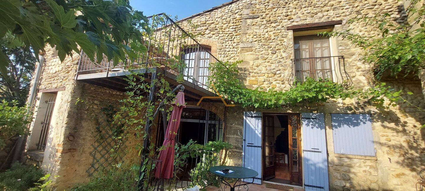 Maison 7 pièces 194 m² · à Saint-Roman-de-Malegarde · 194 m² · 299 000 €